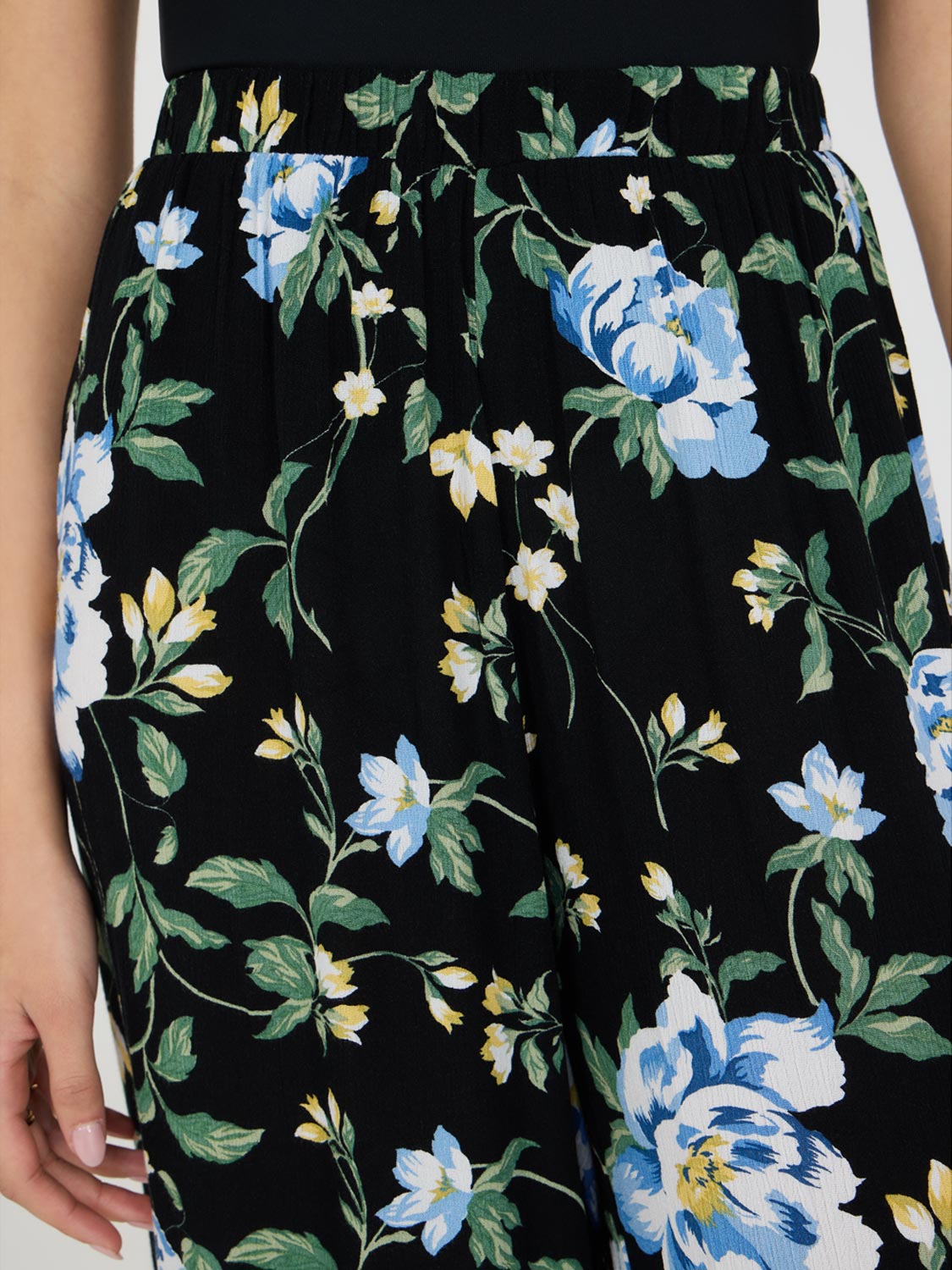 Floral Print Wide-Leg Palazzo Pants