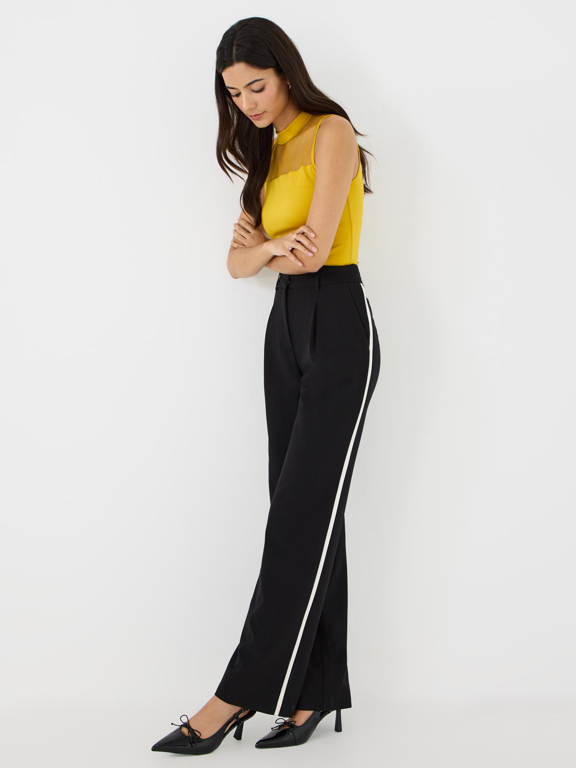 Contrast Piping Wide-Leg Pants